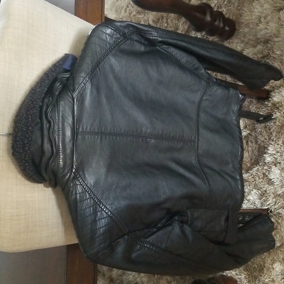 Crop Leather❤ Jacket!!❤ - Picture 4 of 6